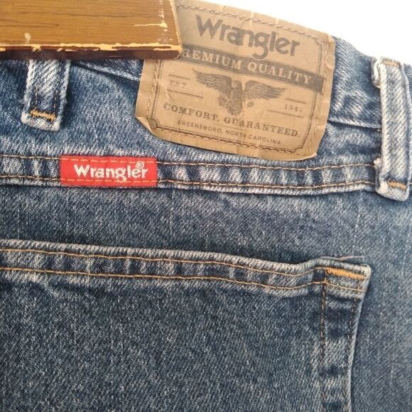 Wrangler jeans   - Picture 3 of 4